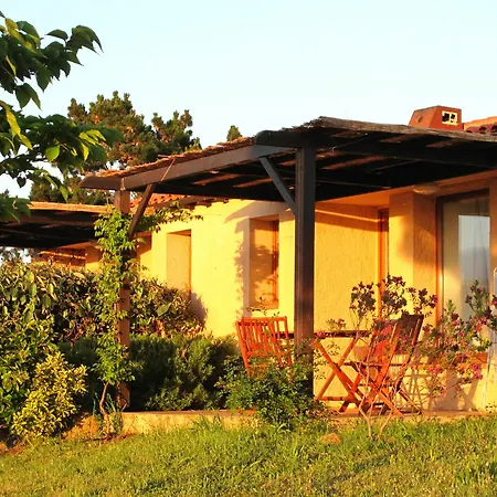 Dom wakacyjny Alba Rossa Serra-di-Ferro (Corsica)