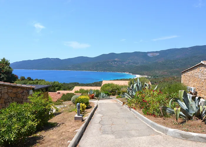 Alba Rossa * Serra-di-Ferro (Corsica)