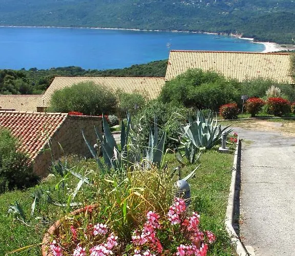 Ferienhaus Alba Rossa Serra-di-Ferro (Corsica)