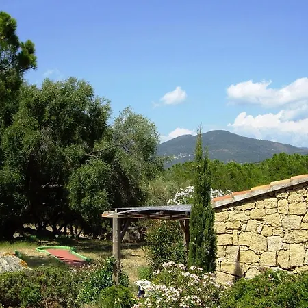 Alba Rossa Dom wakacyjny Serra-di-Ferro (Corsica)