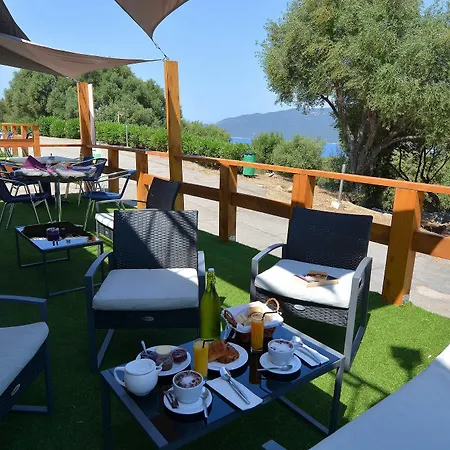 Alba Rossa * Serra-di-Ferro (Corsica)