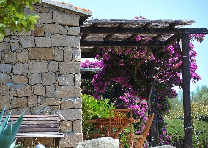 Feriehus Alba Rossa Serra-di-Ferro (Corsica)